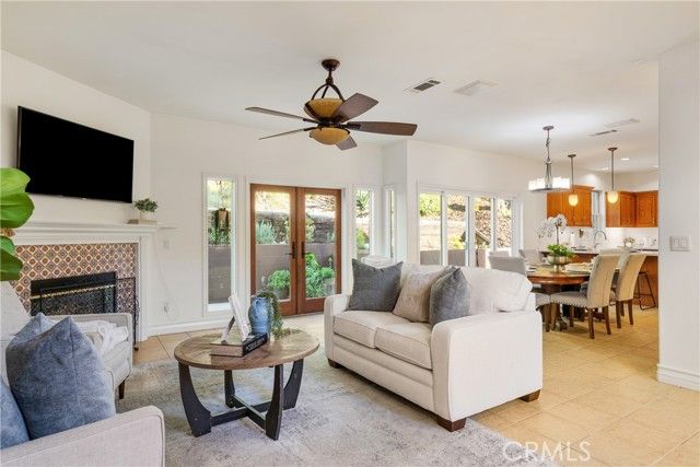 543 Canyon Heights Drive, Azusa, CA 91702