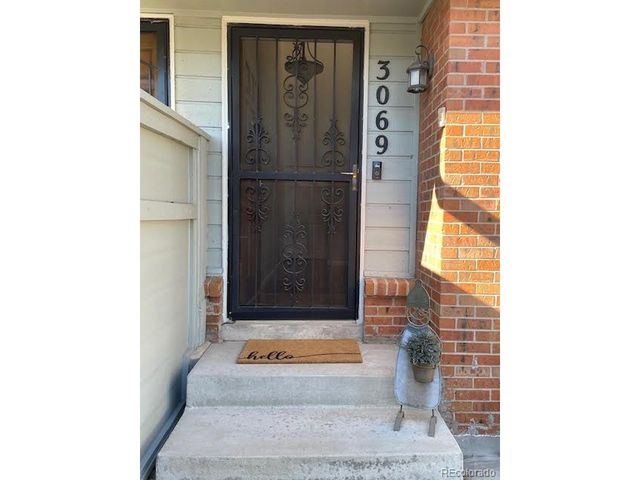3069 E Long Cir S, Centennial, CO 80122