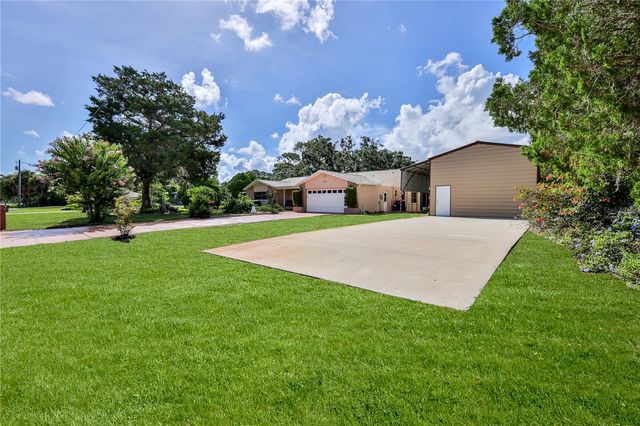 8270 SYCAMORE DRIVE, New Port Richey, FL 34654