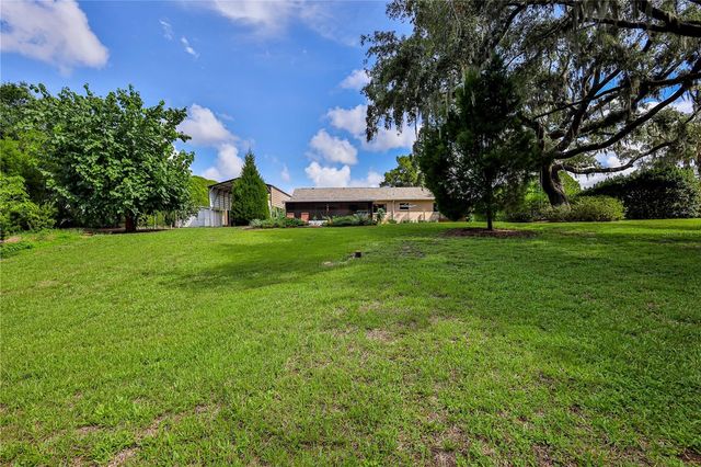 8270 SYCAMORE DRIVE, New Port Richey, FL 34654