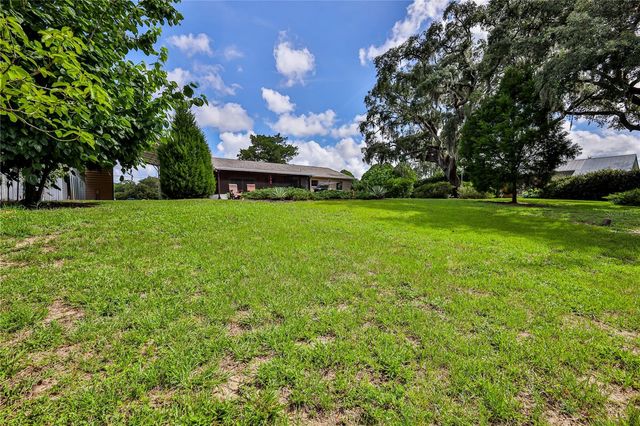 8270 SYCAMORE DRIVE, New Port Richey, FL 34654