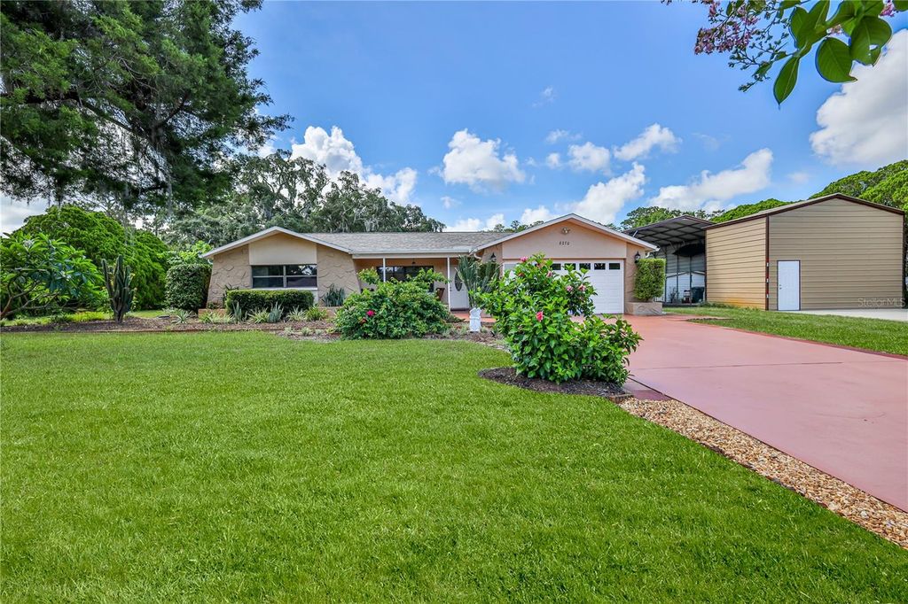 8270 SYCAMORE DRIVE, New Port Richey, FL 34654