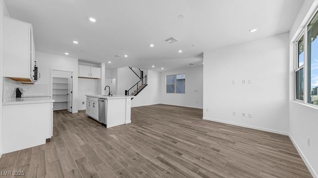 1470 Hopeful Lark Lane, Las Vegas, NV 89138