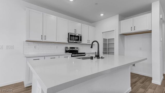 1470 Hopeful Lark Lane, Las Vegas, NV 89138