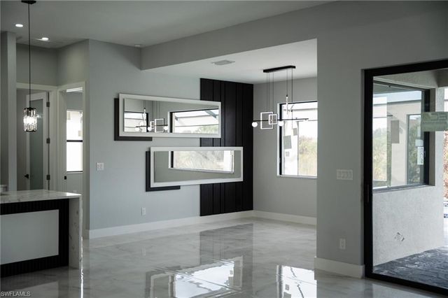 10474 Winnipeg ST, Port Charlotte, FL 33981