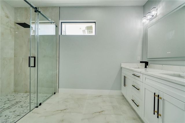 10474 Winnipeg ST, Port Charlotte, FL 33981