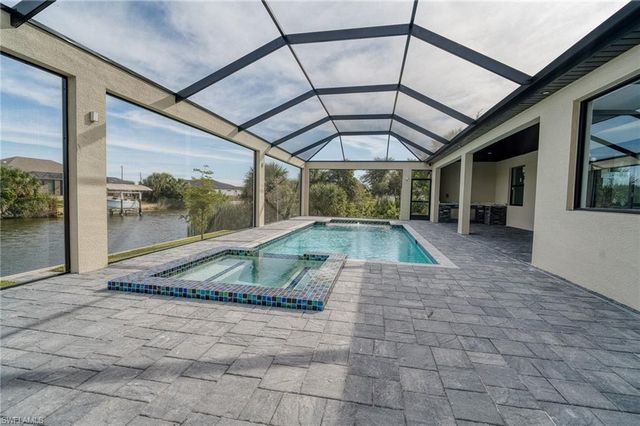 10474 Winnipeg ST, Port Charlotte, FL 33981