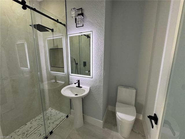 10474 Winnipeg ST, Port Charlotte, FL 33981