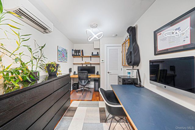 682 Lexington Avenue, Brooklyn, NY 11221