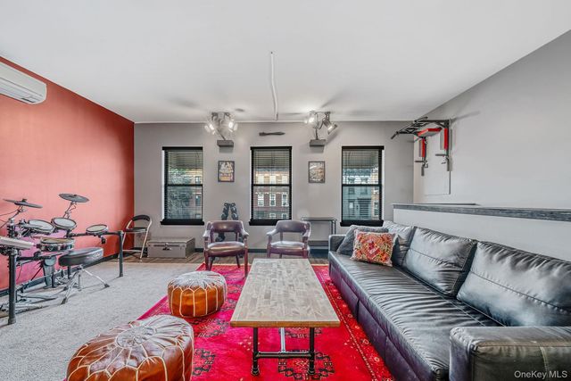 682 Lexington Avenue, Brooklyn, NY 11221