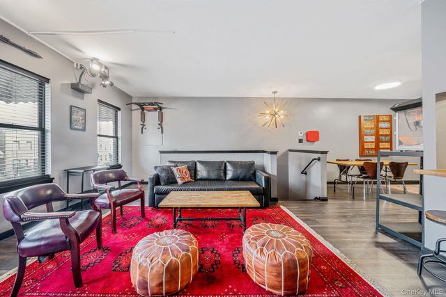 682 Lexington Avenue, Brooklyn, NY 11221