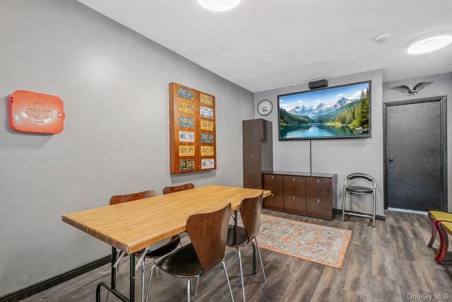 682 Lexington Avenue, Brooklyn, NY 11221