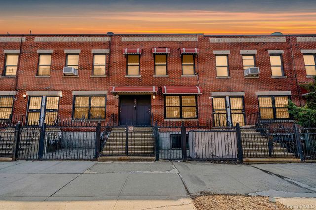 682 Lexington Avenue, Brooklyn, NY 11221