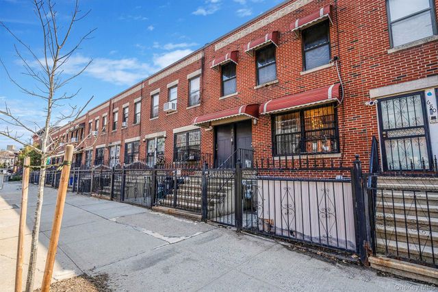 682 Lexington Avenue, Brooklyn, NY 11221