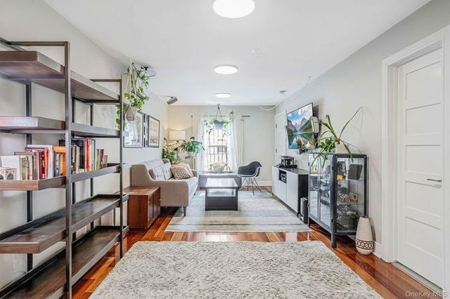 682 Lexington Avenue, Brooklyn, NY 11221