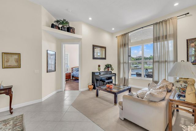 12040 NW 49th Dr, Coral Springs, FL 33076