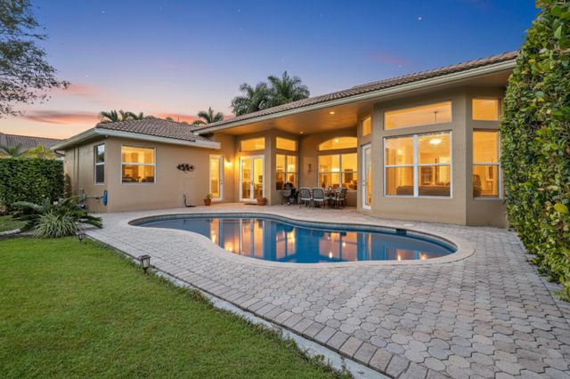 12040 NW 49th Dr, Coral Springs, FL 33076