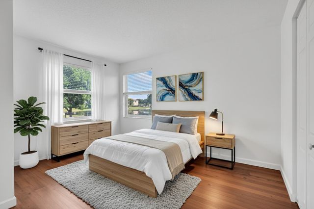 12040 NW 49th Dr, Coral Springs, FL 33076