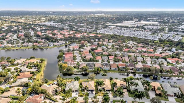 12040 NW 49th Dr, Coral Springs, FL 33076