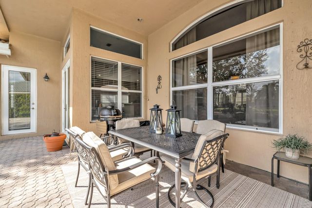 12040 NW 49th Dr, Coral Springs, FL 33076