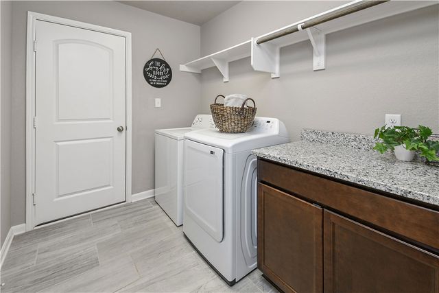 2006 Bleeker Cove, Bryan, TX 77807