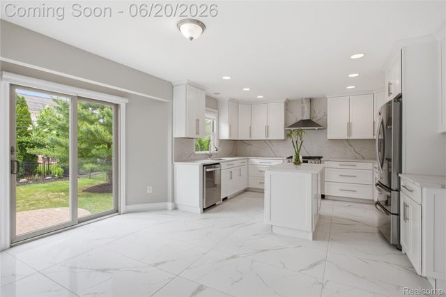 8873 Northern Avenue, Plymouth Charter Township, MI 48170