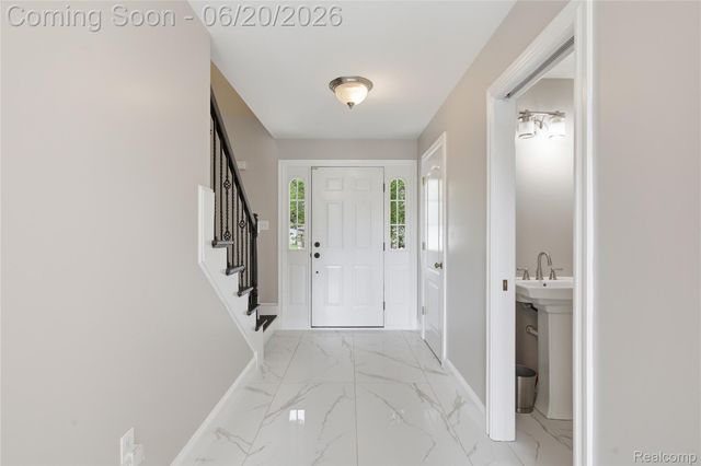 8873 Northern Avenue, Plymouth Charter Township, MI 48170