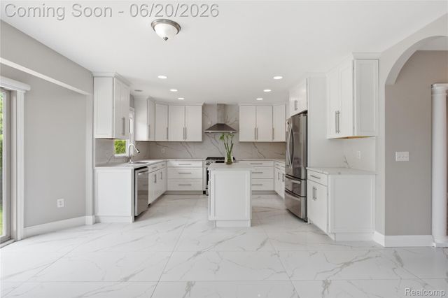 8873 Northern Avenue, Plymouth Charter Township, MI 48170