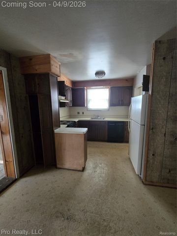 18288 Glastonbury Road, Detroit, MI 48219