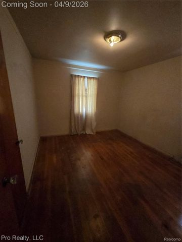 18288 Glastonbury Road, Detroit, MI 48219