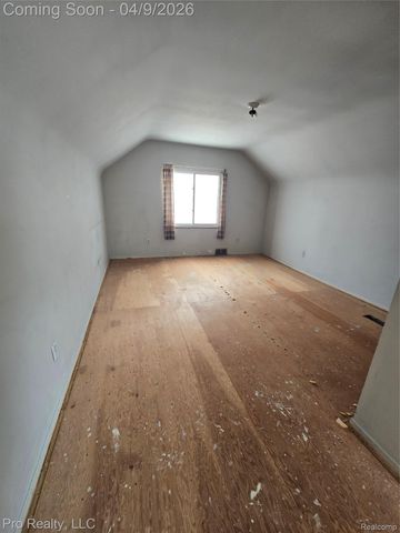 18288 Glastonbury Road, Detroit, MI 48219