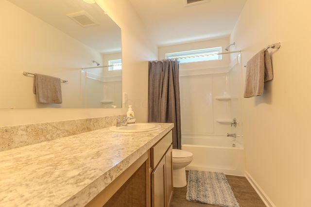 307 Honeysuckle Street, South Bloomfield, OH 43103