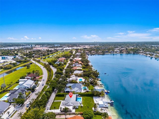 9440 SW 136th St, Miami, FL 33176