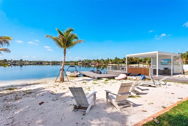 9440 SW 136th St, Miami, FL 33176