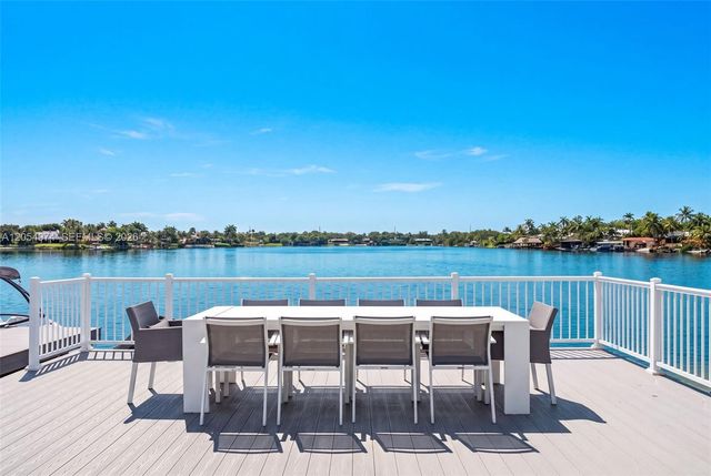 9440 SW 136th St, Miami, FL 33176