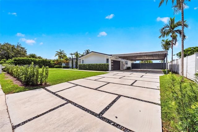 9440 SW 136th St, Miami, FL 33176