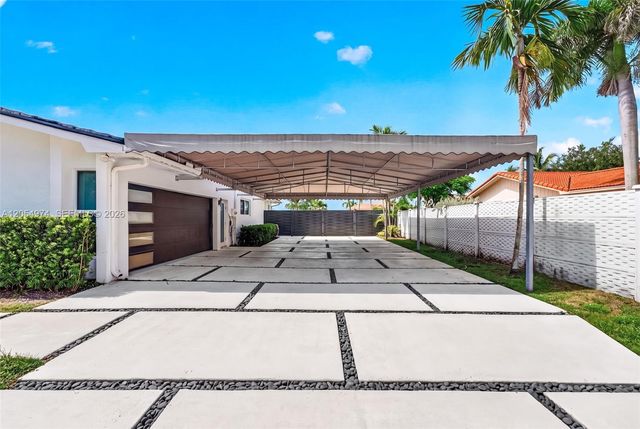 9440 SW 136th St, Miami, FL 33176