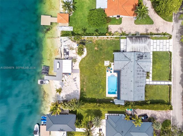 9440 SW 136th St, Miami, FL 33176