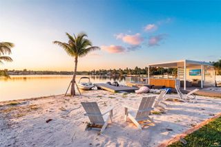 9440 SW 136th St, Miami, FL 33176