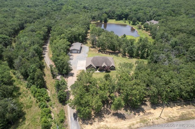 479872 E 1080 Road, Muldrow, OK 74948