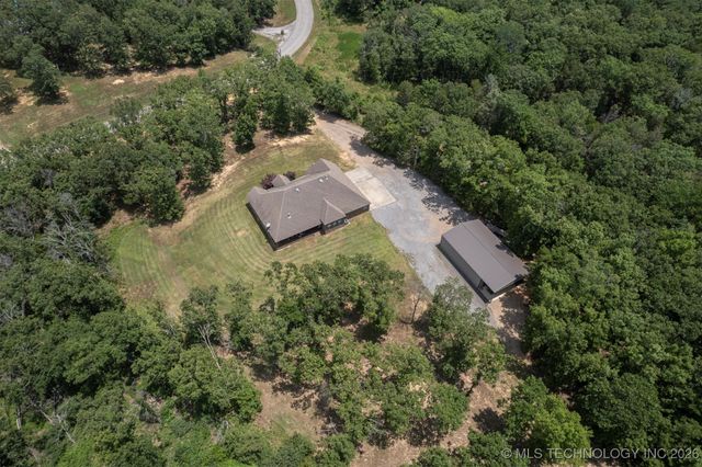 479872 E 1080 Road, Muldrow, OK 74948