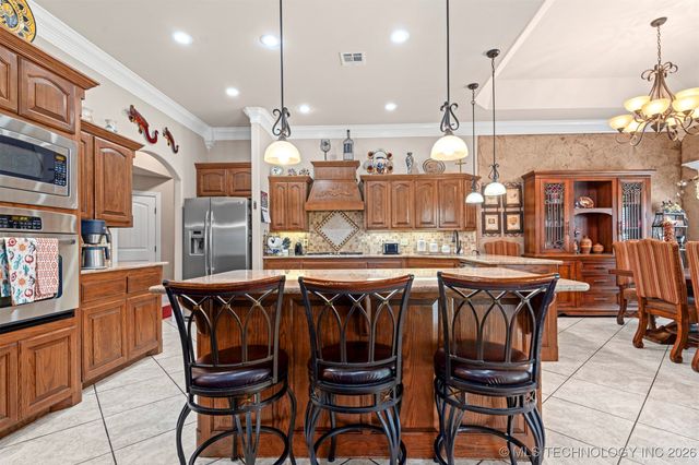 479872 E 1080 Road, Muldrow, OK 74948