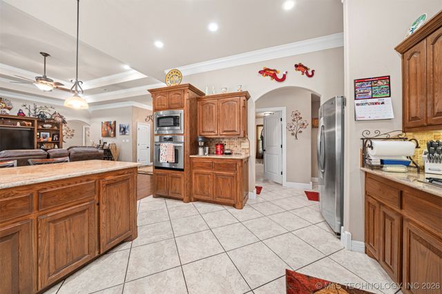 479872 E 1080 Road, Muldrow, OK 74948