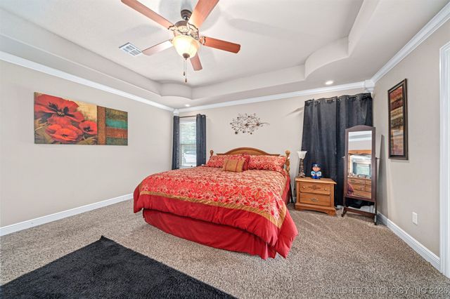 479872 E 1080 Road, Muldrow, OK 74948