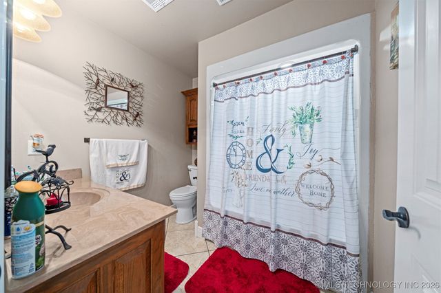 479872 E 1080 Road, Muldrow, OK 74948