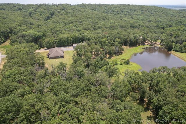 479872 E 1080 Road, Muldrow, OK 74948