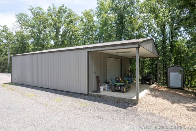 479872 E 1080 Road, Muldrow, OK 74948