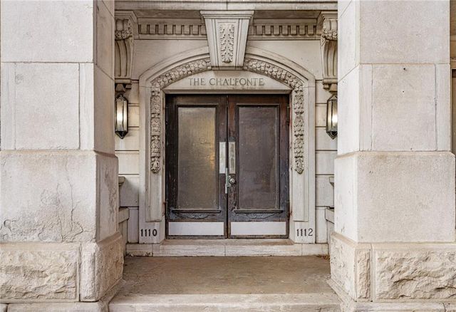 1110 E Armour Boulevard 4, Kansas City, MO 64109