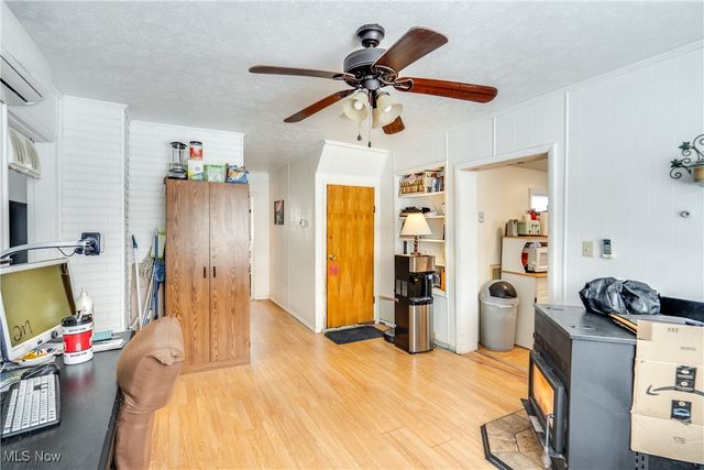 1314 Bank Street, Atwater, OH 44201