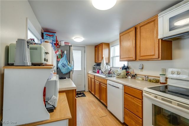 1314 Bank Street, Atwater, OH 44201